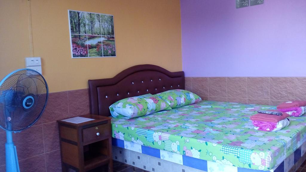 סוקותאי Rueangsrisiri Guesthouse 2 מראה חיצוני תמונה